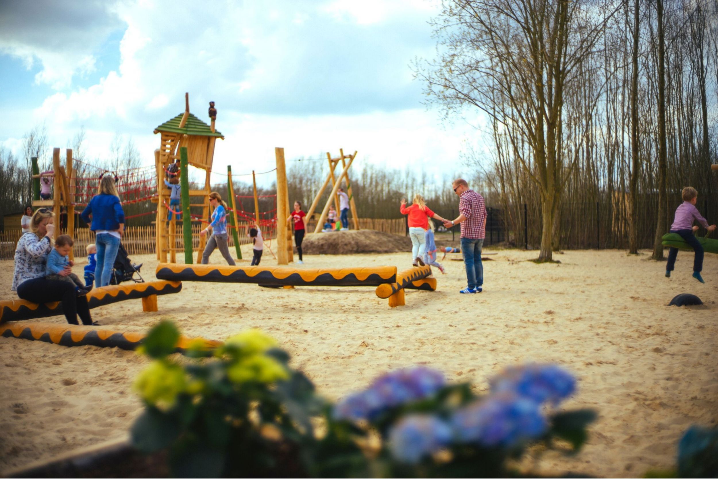 Grote speeltuin Nederland overzicht; buitenspeeltuin en openbare parken - Reisliefde Grote speeltuin Nederland overzicht; buitenspeeltuin en openbare parken - Reisliefde